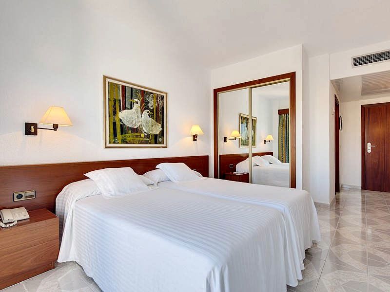 Barcelo Aguamarina Hotell Cala D´Or Exteriör bild